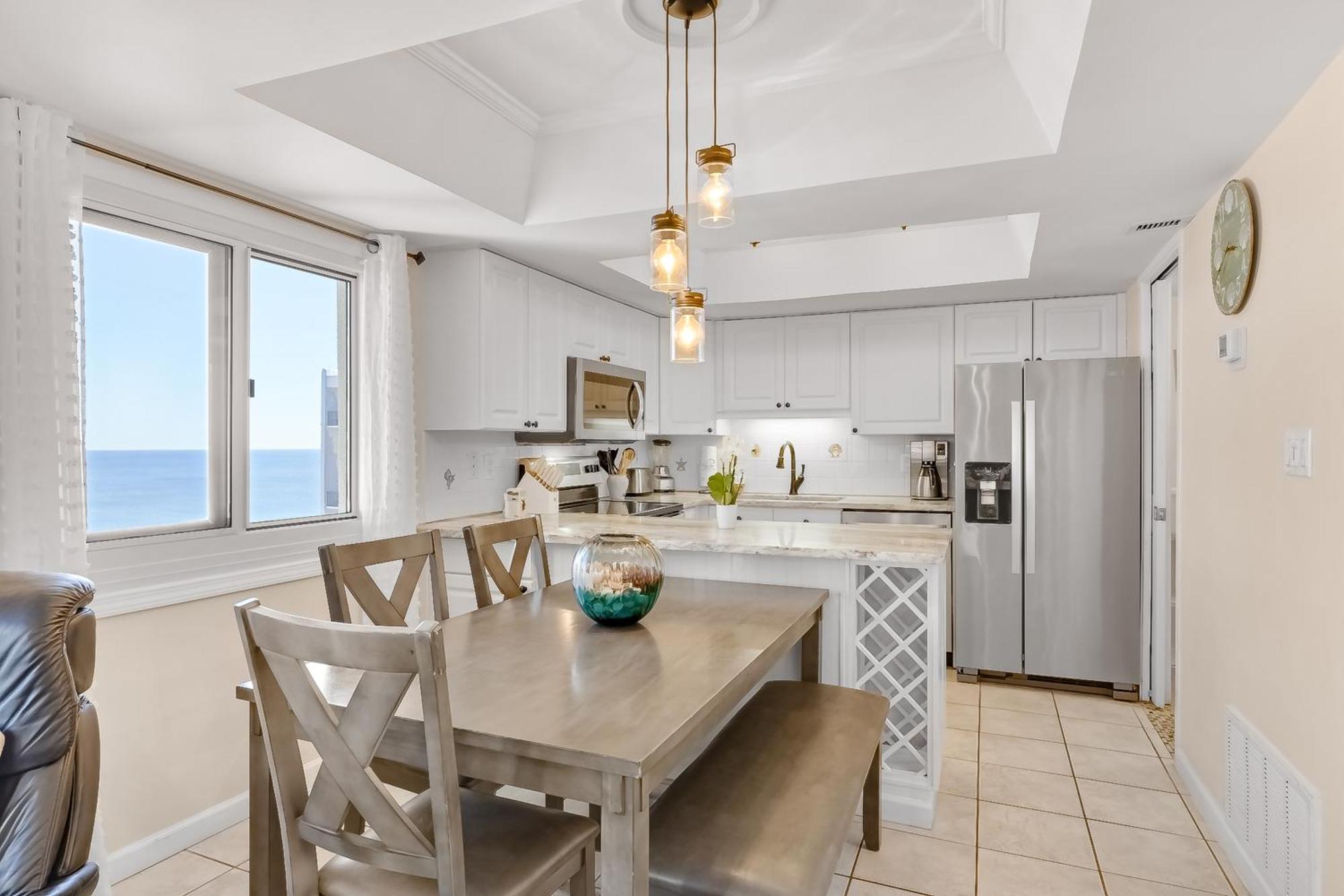 Pinnacle Port- Penthouse 8 *